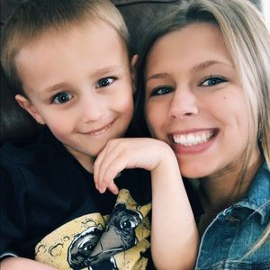 Meet your Posher, Hannah